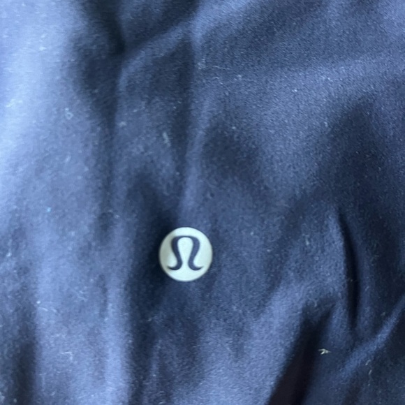 Lululemon Athletica - Picture 7 of 7